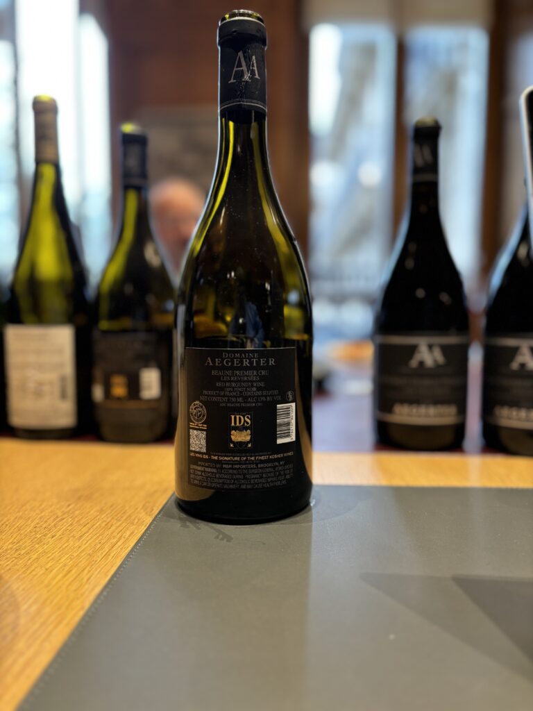 2021 Domaine Aegerter, Beaune Premier Cru, Les Reversees (back label);