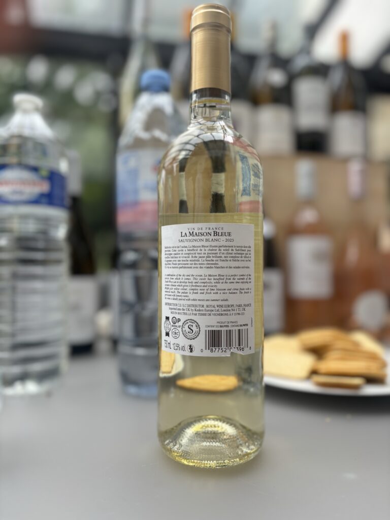 2023 La Maison Bleue, Sauvignon Blanc, Vin de France (back label);