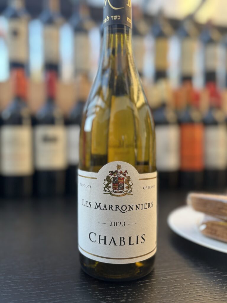 2023 Les Marronniers, Chablis;