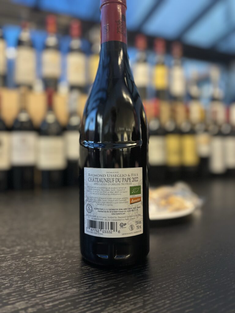 2022 Domaine Raymond Usseglio & Fils, Chateauneuf du Pape (back label);
