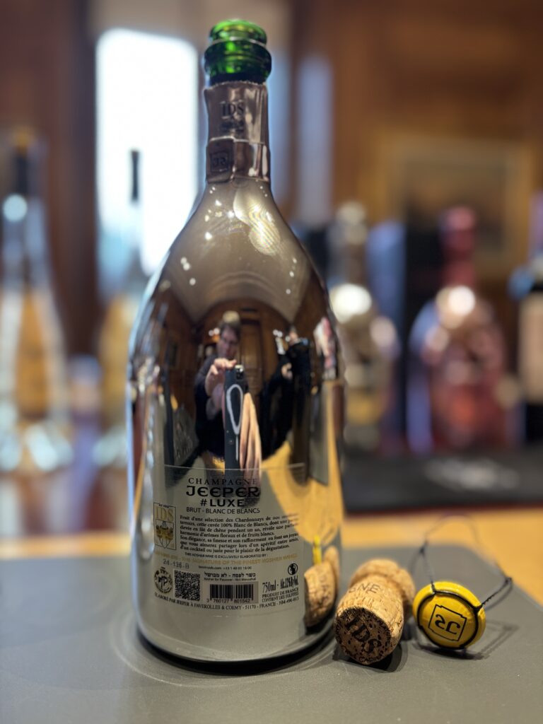N.V. Maison Jeeper, Luxe, Brut, Blanc de Blancs, Champagne (back label);