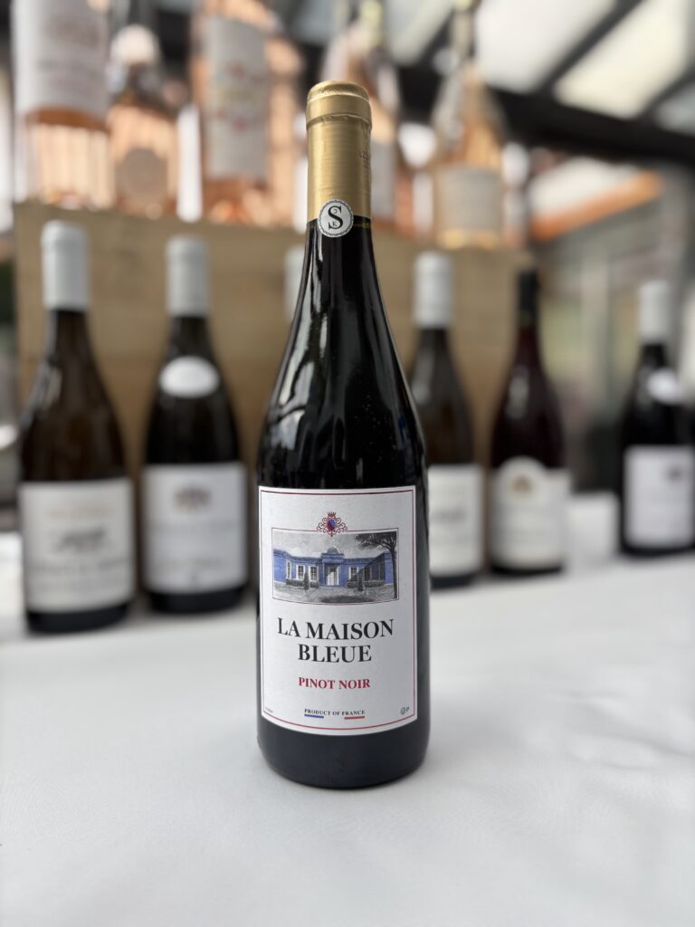2024 La Maison Bleue, Pinot Noir, Vin de France;