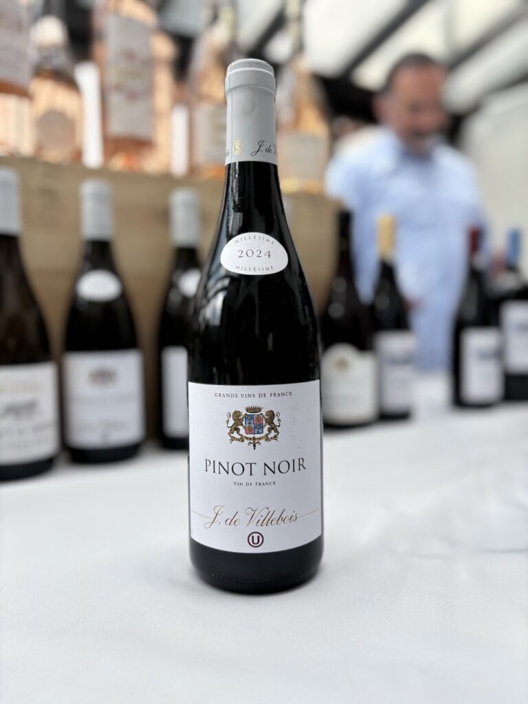 2024 J. de Villebois, Pinot Noir, Vin de France;