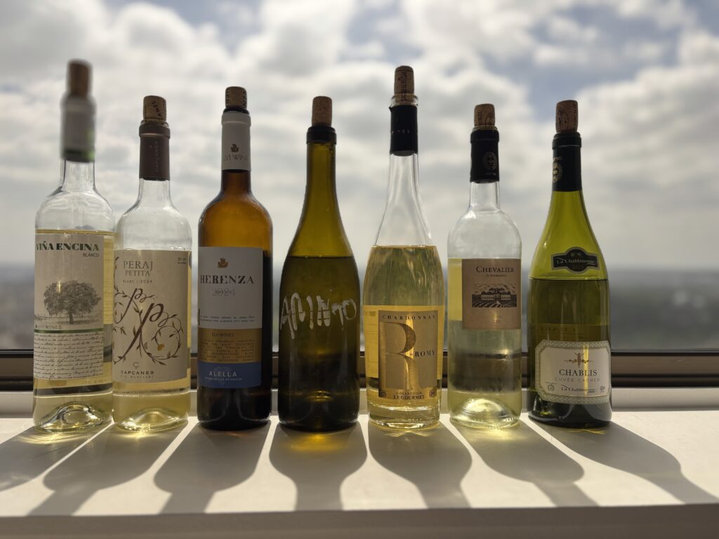 2024 Elvi Wines, Vina Encina, Blanco, La Mancha; 2024 Capcanes, Peraj Petita, Blanc, Montsant; 2024 Elvi Wines, Herenza, White, Alella; 2023 Alex Rubin, Arinto, Monterey, California; N.V. R de Romy, Chardonnay, Pays d’Oc; 2023 Chevalier De Marmorieres, Blanc, Vin de France; 2023 La Chablisienne, Cuvée Casher, Chablis;